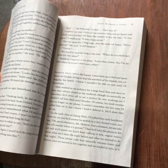 Gone without a trace by Mary Torjussen book novel - Picture 4 of 6